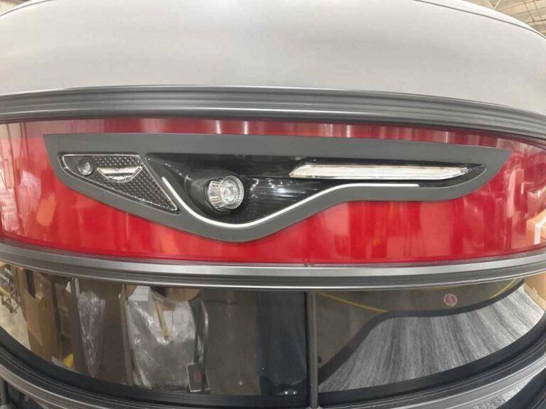 2026 Bennington 24MFB - ESP - ARCH - BLACKOUT US-ETWS9309J526 [photo 21]